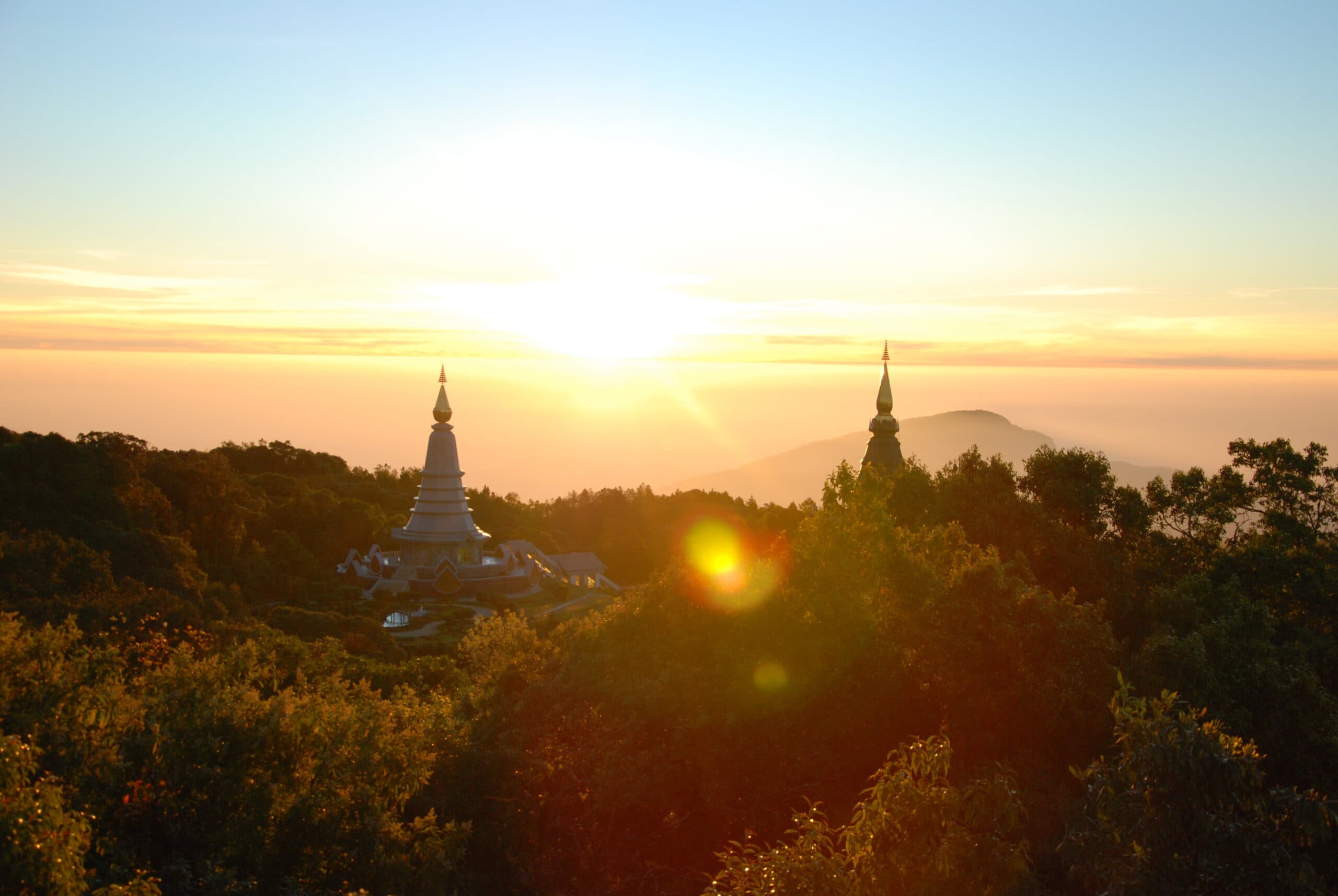 Sunrise experience - Doi Inthanon