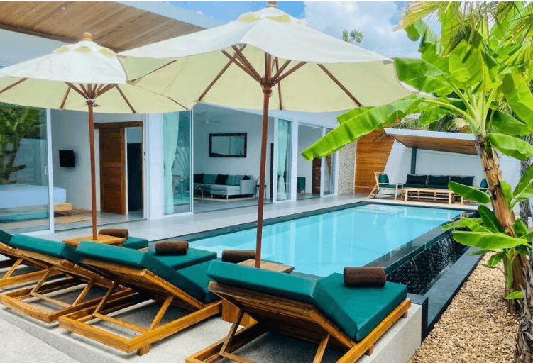 Villa Kurma, Modern & Tropical