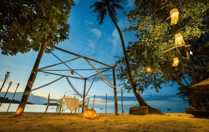 Koh Chang by night